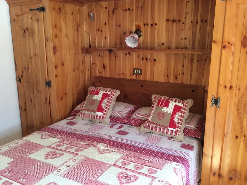 B&B La Vieille Meison De Pappa Sarre Room photo